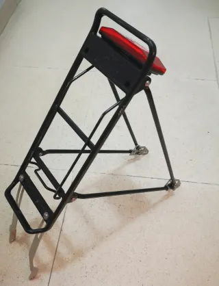 Alforjas y portaequipajes para bicicleta