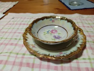 Set piattini vintage floreali dorati