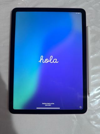 iPad 256GB Rosa, con boli, y funda con teclado