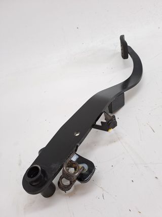 PEDAL EMBRAGUE SUZUKI SX4