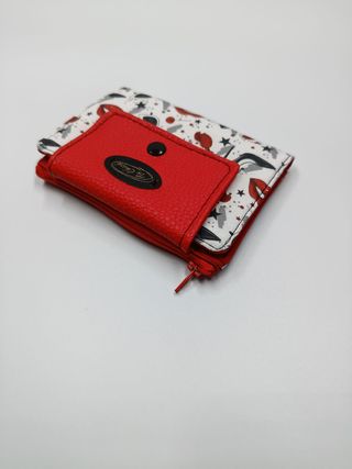 Monedero / billetera o cartera zapatos y labios