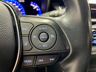 Toyota Corolla 1.8 125H ACTIVE TECH E-CVT