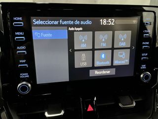 Toyota Corolla 1.8 125H ACTIVE TECH E-CVT