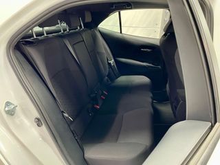 Toyota Corolla 1.8 125H ACTIVE TECH E-CVT