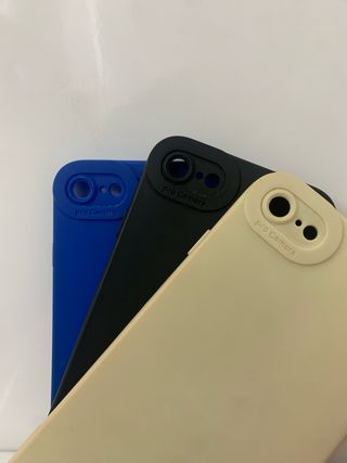 Confezione 3 custodie iPhone 7/8 Nero, Blu e Beige