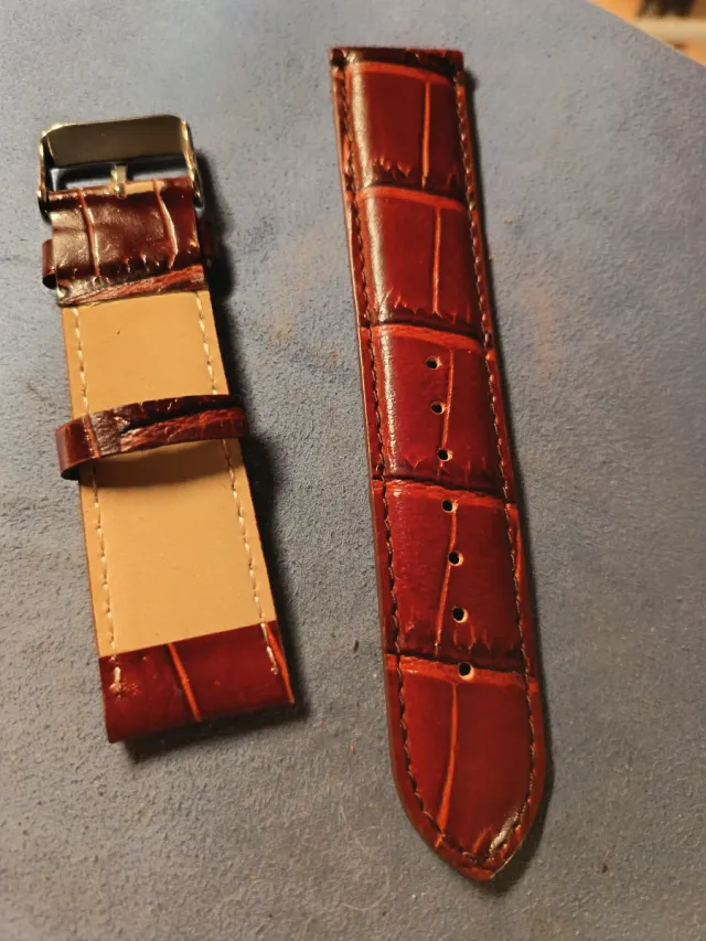 Correa Duward Piel Marrón Cocodrilo