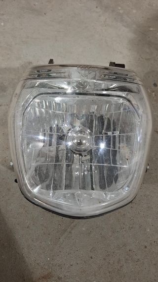 Faro delantero Suzuki GSR