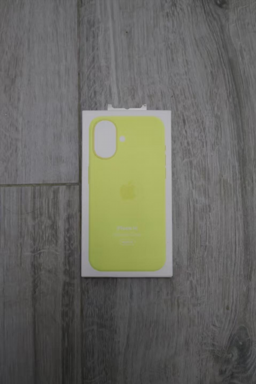 Custodia iPhone 16 Pro Max in silicone nuova 8