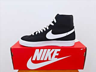 NIKE BLAZER MID '77 SUEDE