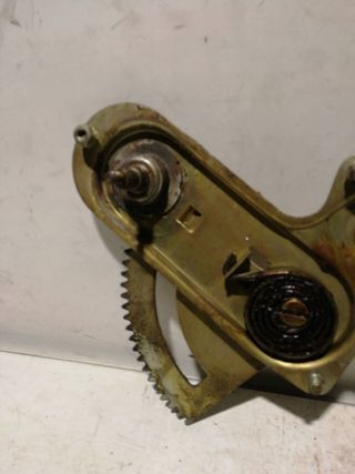 ELEVALUNAS DELANTERO DERECHO RENAULT 5