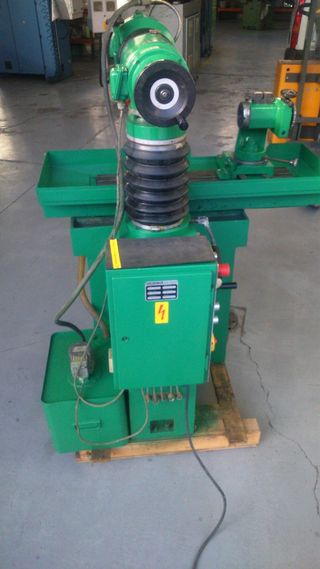 Afiladora de fresas STEHLE con cabezal porta fresa