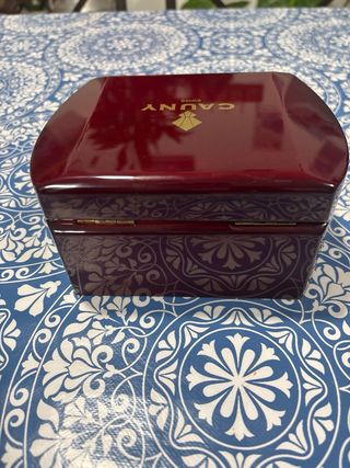 Caja para reloj CAUNY