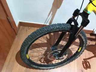 Bicicleta MTB 24 Amarilla