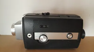Cinepresa vintage Bell & Howell Super 8