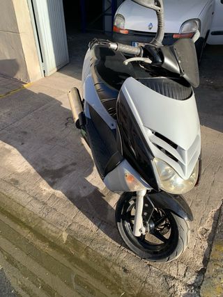 Aprilia Leonardo 125