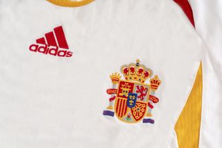 Segunda equipación España 2006 fútbol (retro)