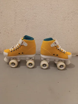 Patines 4 Ruedas Amarillos SF y protecciones
