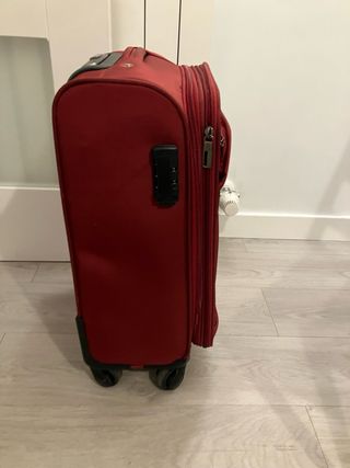 Maleta roja de cabina Earth360