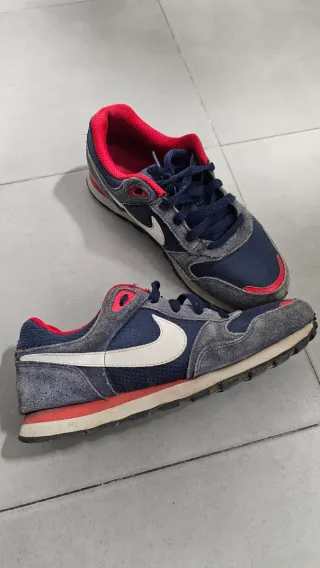 Zapatillas Nike niño T.38