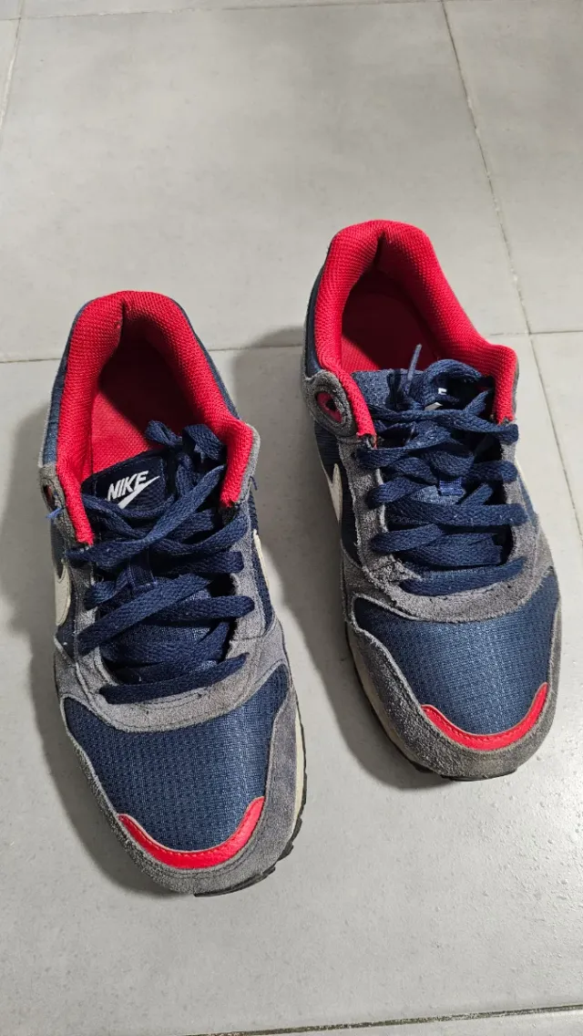 Zapatillas Nike niño T.38