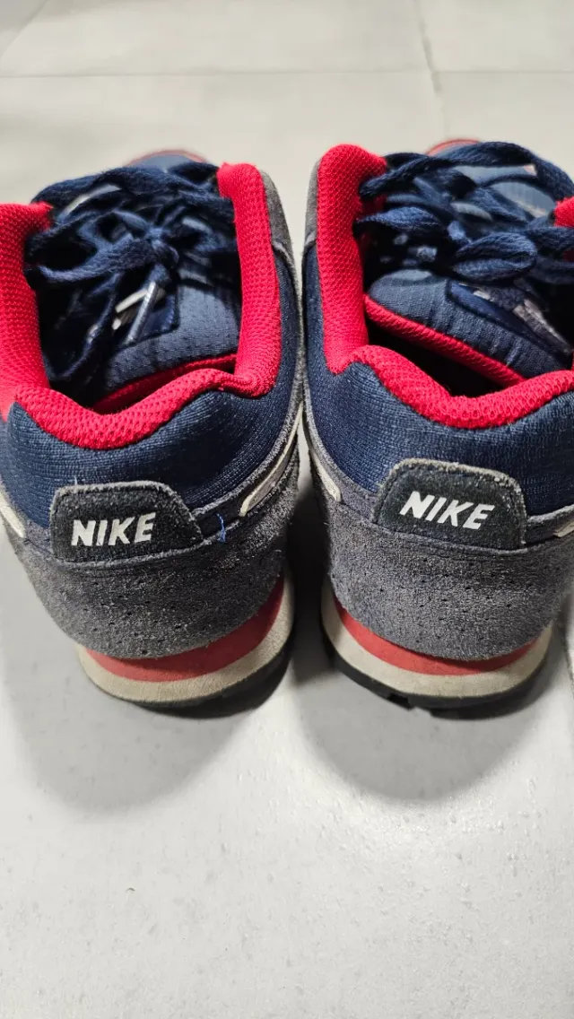 Zapatillas Nike niño T.38