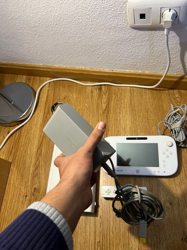 Nintendo Wii U 32GB Bianca Completa