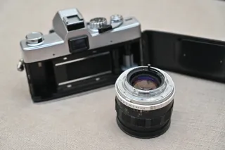 Minolta SRT 101b + Minolta Rokkor PF 58mm f1.4