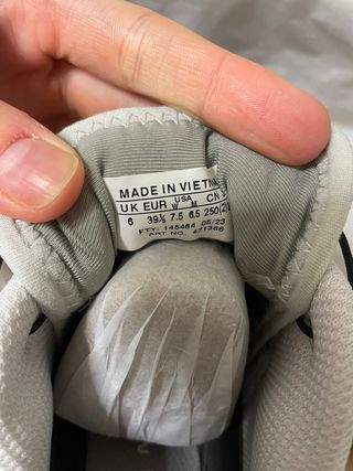 Salomon XT6 Beige/Azul con etiqueta