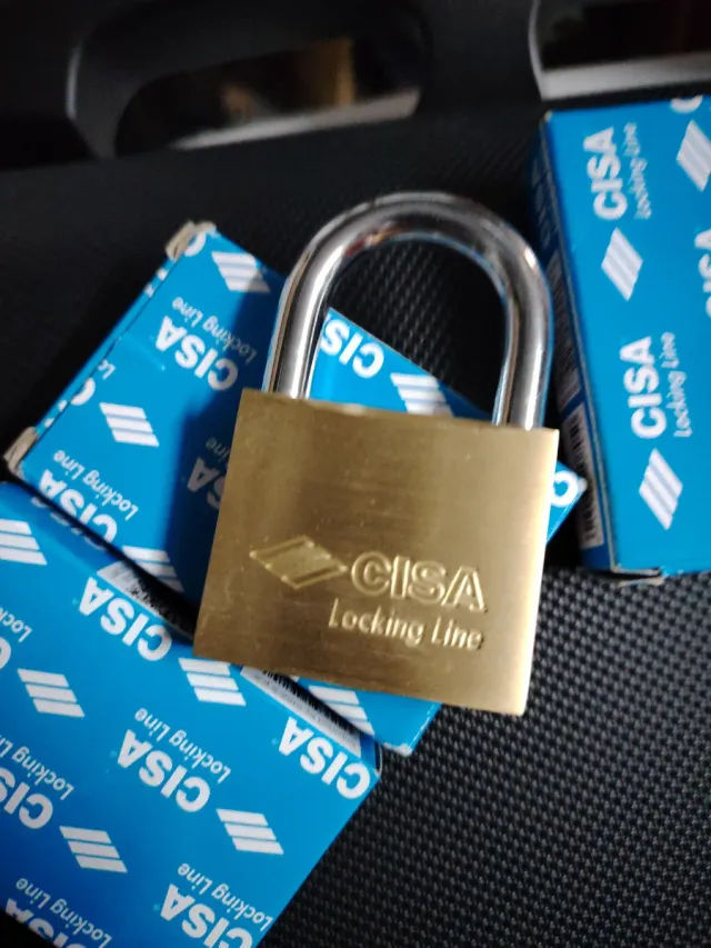 10 Lucchetti CISA a chiave unica con 3 chiave
