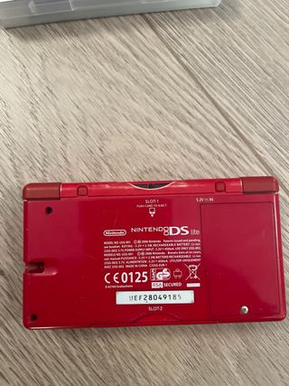 Nintendo DS Roja + Juegos+ Funda