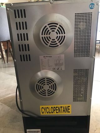 Vinoteca de 12 botellas