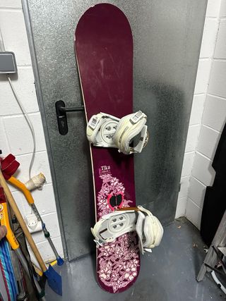 Tabla Snowboard mujer Atomic Tika 1,48+fijaciónes