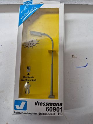 Farola Viessmann H0 con LED - disponibles 8