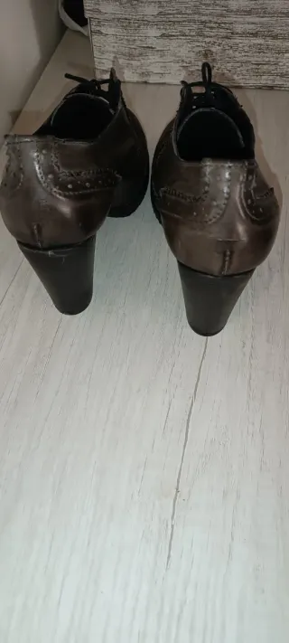 Scarpe donna in vera pelle marrone