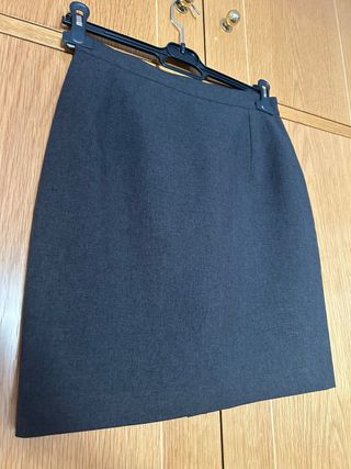 Falda vintage gris