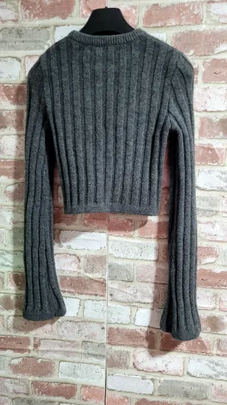 Jersey Bershka gris canalé crop