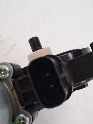 MOTOR ELEVALUNAS TRASERO DERECHO HYUNDAI TUCSON (2)