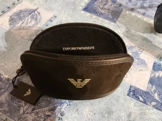 Gafas de sol Emporio Armani negras, modelo EA2059