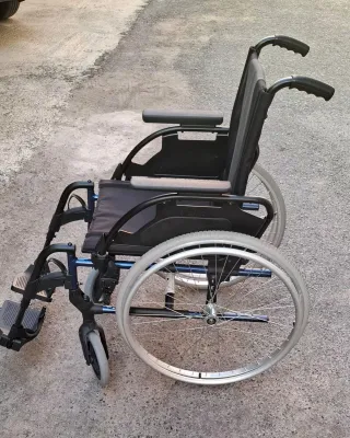 Silla de ruedas de aluminio