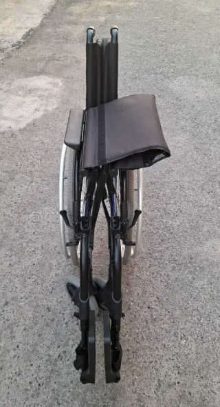 Silla de ruedas de aluminio