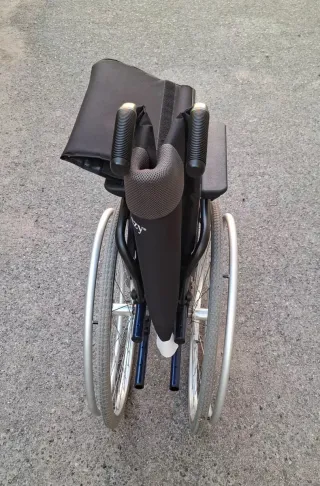 Silla de ruedas de aluminio