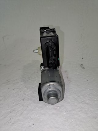 MOTOR ELEVALUNAS TRASERO IZQUIERDO KIA CEED