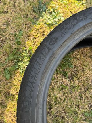 Neumáticos Michelin 295/30 R20 97V.