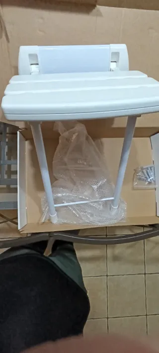 Silla Abatible pared ducha