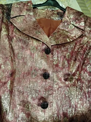 Chaqueta fiesta dorada y fucsia