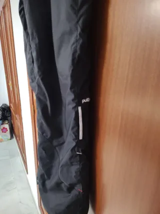 Pantalón de esquí/nieve con tirantes marca Wed,ze.