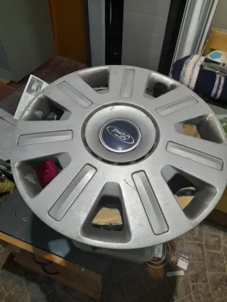 Tapacubos Original Ford 16 Pulgadas