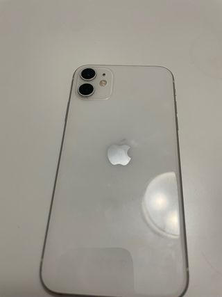 iPhone 11 Blanco.Bateria 97%