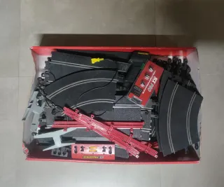 Scalextric SCX C2 GT Dome vs Audi R8