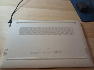 HP Laptop 15-fc0xxx Plata